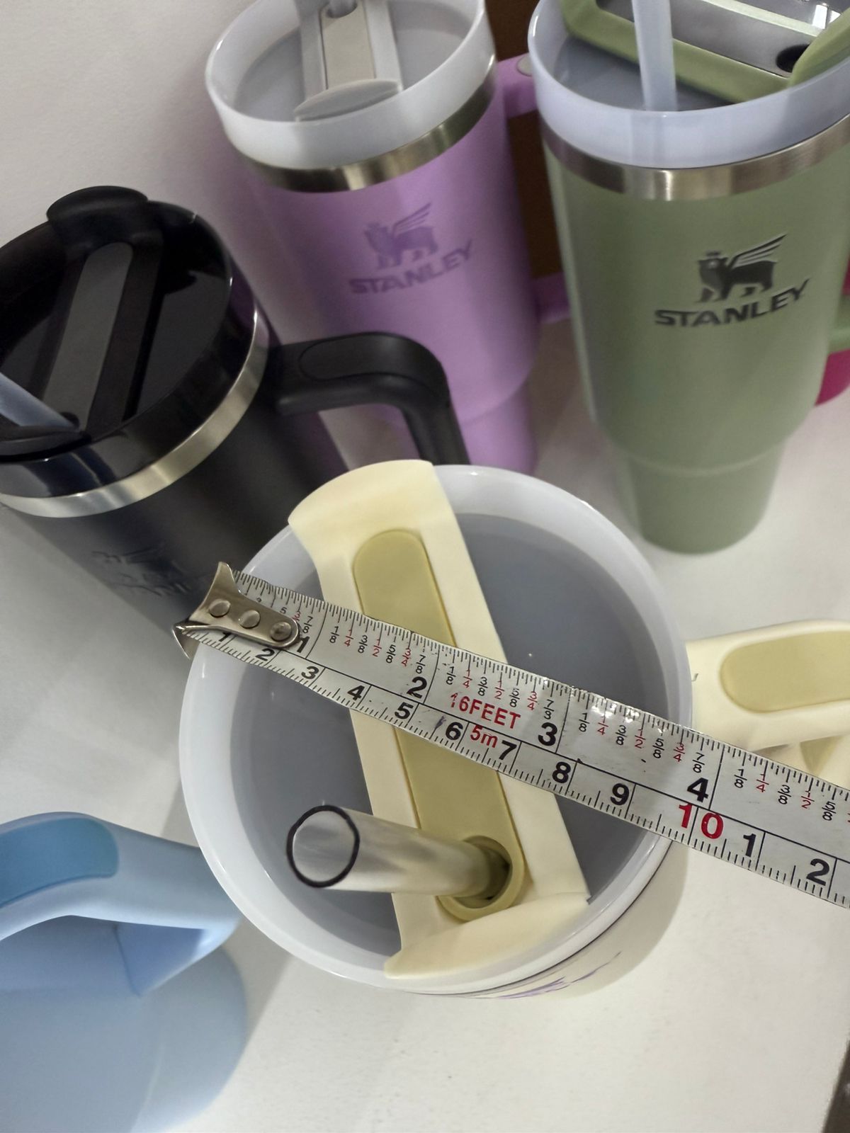 Vista 2 de TERMO STANLEY 40onz + PROTECCION - COLOR: FUCSIA